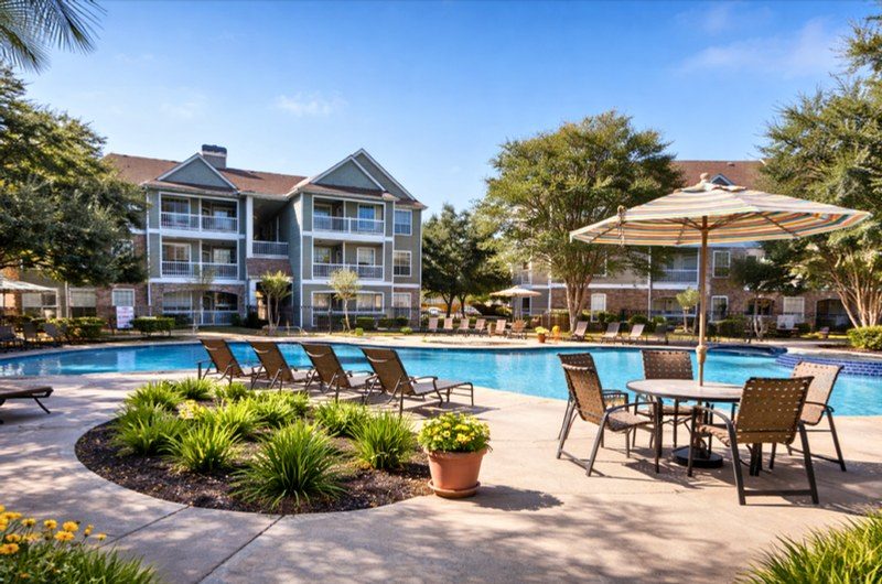 The Lodge at West Oaks, Multifamily property 3