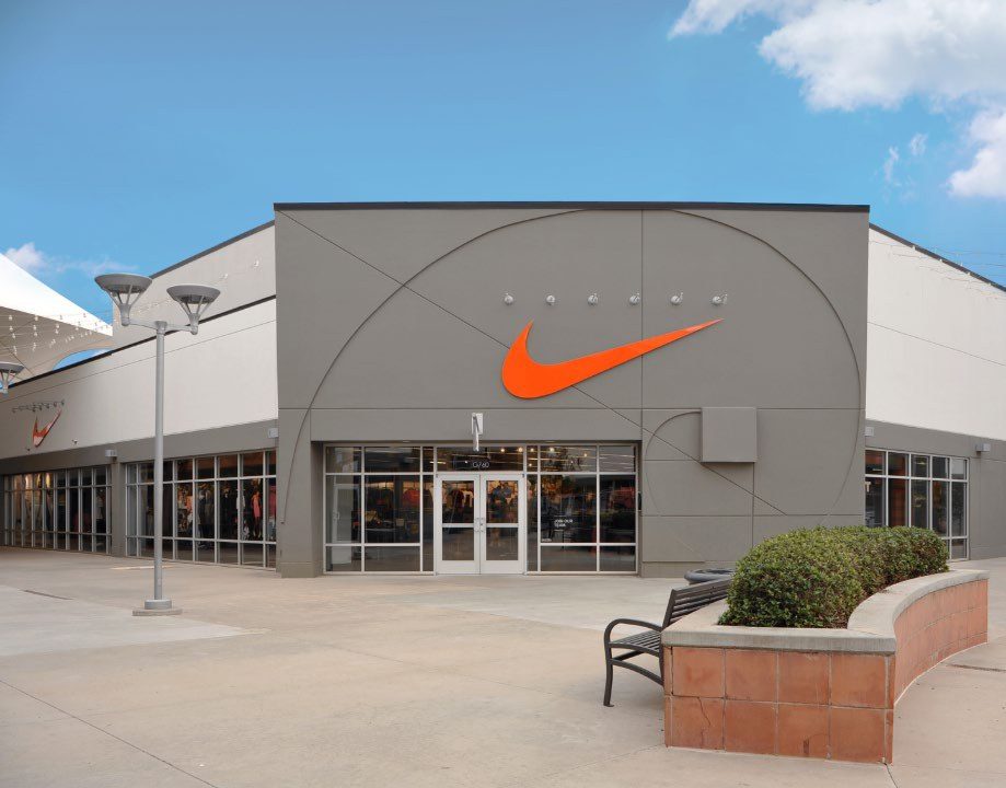 Oklahoma City Outlets, Retail property 1