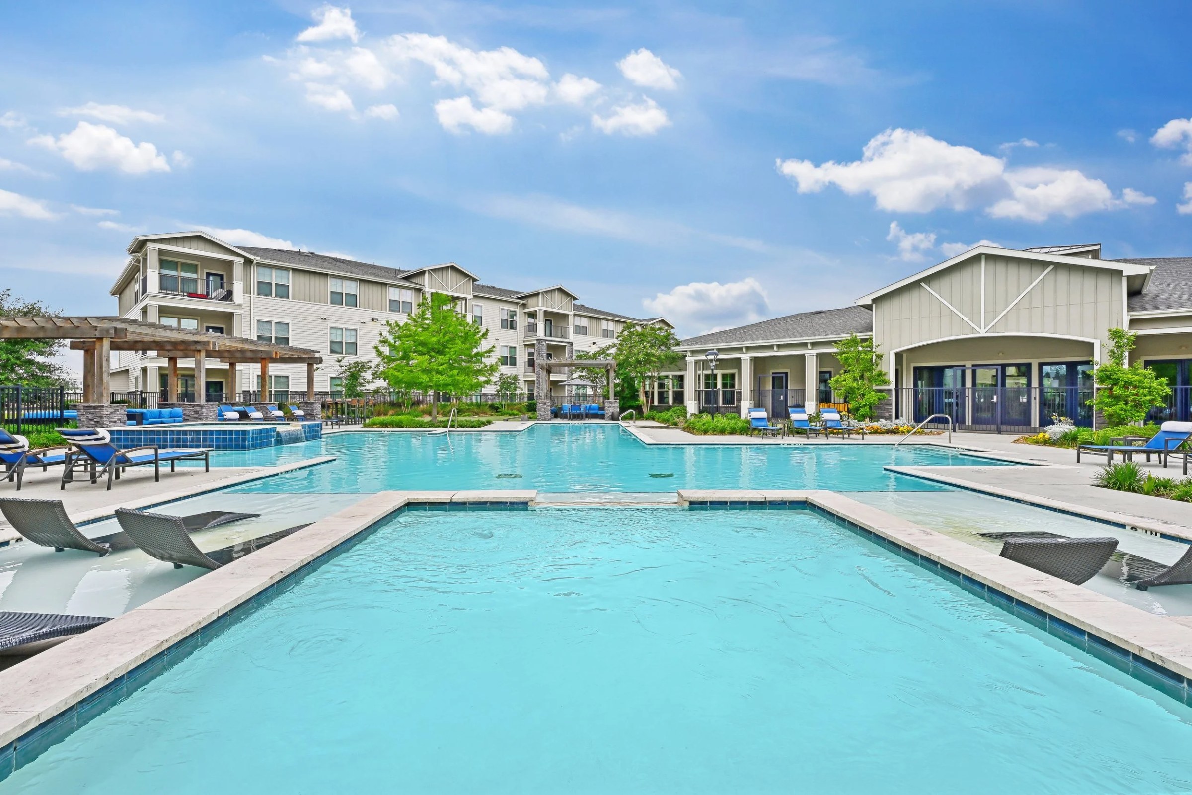 Momentum Multifamily photo 1