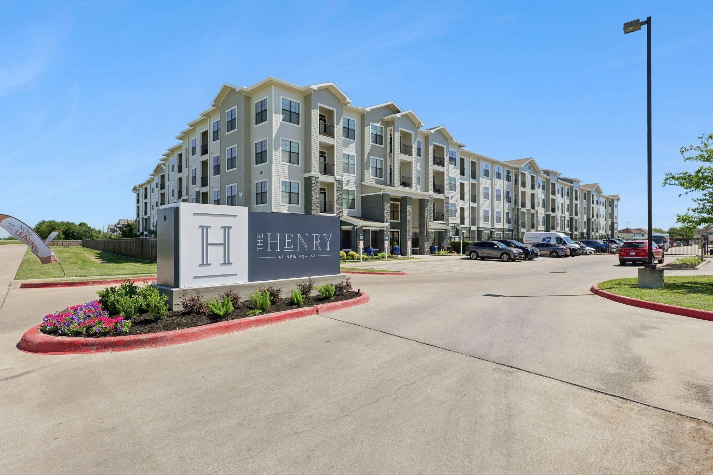 Momentum Multifamily photo 2